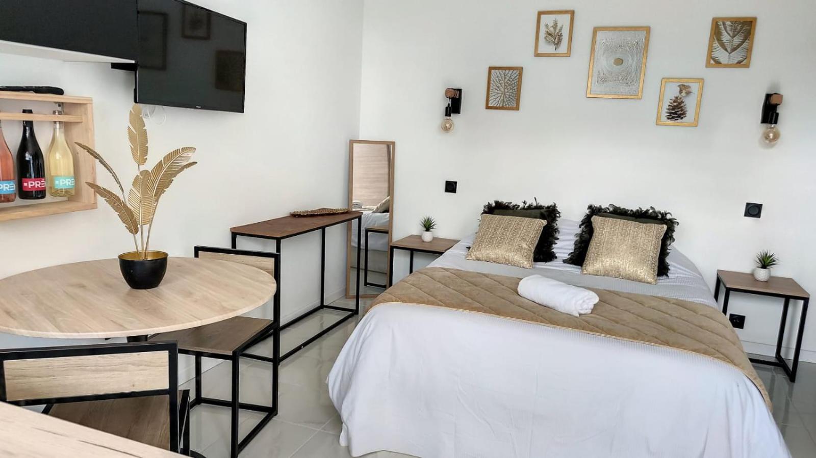 Les Pierres De La Massane - Vue Sur Les Alberes Apartman Argelès-sur-Mer Szoba fotó